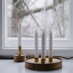 enlightenment_candleholder_swallows_tail_furniture_01